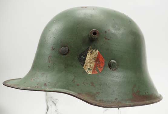 3. Reich: Polizei Stahlhelm M31 - 2 Embleme. - Foto 3