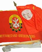 Übersicht. DDR: Ehrenbanner der SED / Gesellschaft für Sport und Technik, Quedlinburg.