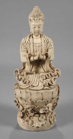 Blanc-de-Chine-Figur "Segnende Guanyin" - фото 1