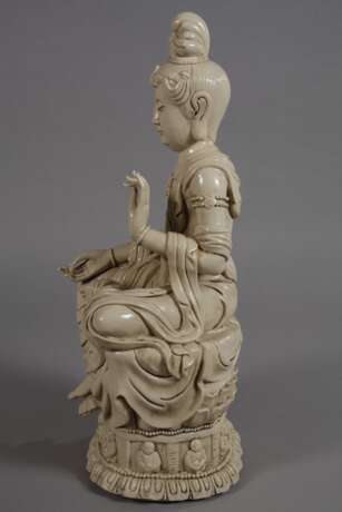 Blanc-de-Chine-Figur eines Bodhisattvas - фото 4