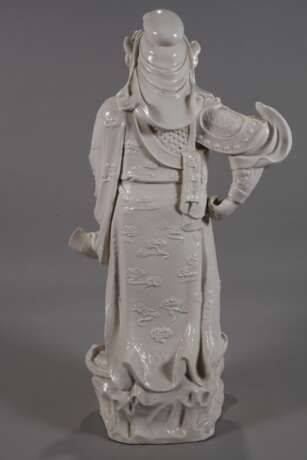 Riesige Blanc-de-Chine-Figur "Der drohende Kriegsgott Guandi" - photo 5