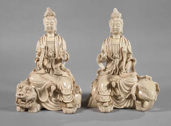 Blanc-de-Chine-Figuren der Bodhisattvas Samantabhadra und Manjusri - photo 1