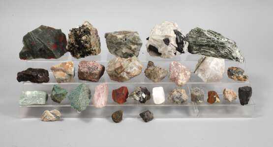 Mineraliensammlung und Diamantkristalle weltweit - photo 1