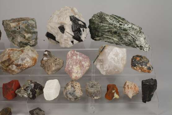 Mineraliensammlung und Diamantkristalle weltweit - photo 3