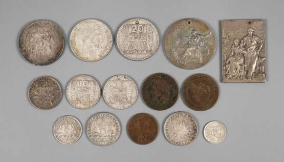 Konvolut Münzen und Medaillen Frankreich - Foto 1