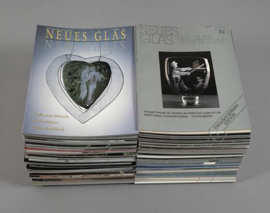 Sammlung Magazine Neues Glas - photo 1