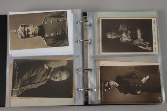 Sammlung Ansichtskarten deutsche Kaiserfamilie - Foto 15