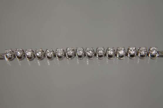 Armband mit Brillanten von zusammen ca. 1,6 ct - Foto 2