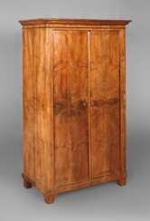 Kleiderschrank Biedermeier