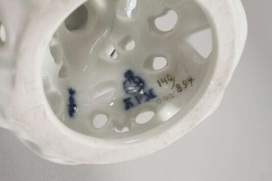 KPM Berlin "Chinesische Nachtigall auf Wacholder" - photo 4 KPM Berlin "Chinesische Nachtigall auf Wacholder" - photo 4