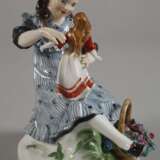 Meissen ”Mädchen mit Puppe und Blumenkorb” - photo 2