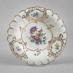 Meissen Prunkschale &quot;Blumenbukett alter Manier&quot;