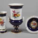 Meissen Konvolut Blumenmalerei mit Blaufond - Foto 1