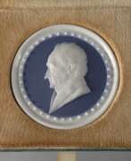 Produits en porcelaine. Metzler &amp;amp; Ortloff Ilmenau &amp;quot;Goethe-Plakette&amp;quot; 