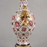 Sevres Vase Rosendekor - фото 2
