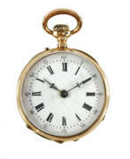 Verschiedene Antiquitäten. Damentaschenuhr.