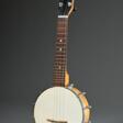 Ukulelenbanjo oder Banjolele, Slingerland, USA um 1920, innen Label &quot;No. 173&quot;, gestempelt Slingerland am Dowelstick, Naturfell, L 53cm, D Kessel 17,4cm, Mensur 33cm, Alters- und Gebrauchsspuren, spielbar - Аукционные цены