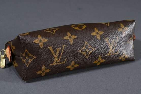 Louis Vuitton "Cosmetic Pouch PM" in Monogram Canvas mit abwaschbarem Textil Innenfutter, goldfarbenen Beschlägen und Reißverschluss, 12x19x6cm, leichte Gebrauchsspuren - Foto 3