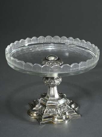 Spätbiedermeier Aufsatz mit Silber Fuß und schlichter Glas Tazza, Silber 13 Lot, 92g (ohne Glas), H. 12,5cm, Ø 18cm - photo 1