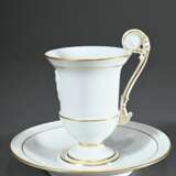 Meissen Tasse/UT in Empire Form mit Reliefportrait „Richard Wagner“, Pfeifferzeit, Modellnr. P40, H. 12cm - photo 4