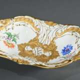 Meissen Prunkschale "Deutsche Blume" mit mattiertem Goldrelief, Modellnr.: B185, 1971, 20,3x31cm, min. best. - Foto 2