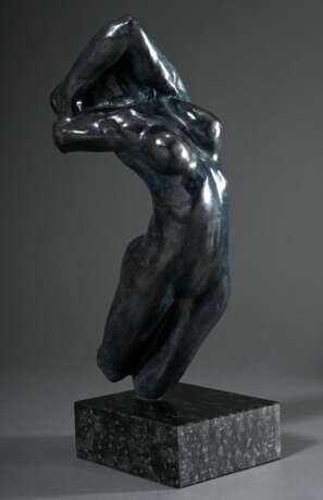 Rodin, Auguste (1840-1917) "Torso der Adele" 1882, wohl Kunstbronze patiniert, sign., Museums Replik, 223/499, Klebeschild "Edition Museums Galerie", Gießerstempel, H. 47cm (m. Sockel) - photo 1