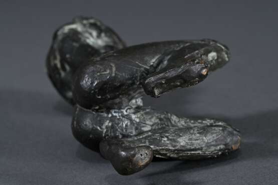 Sander, Ernemann Friedrich (1925-2020) "Sich Entkleidende", Bronze patiniert, monogr., H. 12,5cm, min. berieben - Foto 3