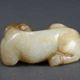 Jadefigur im Ming Stil "Liegender Widder", L. 6,3cm - photo 2