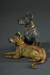 Wiener Bronze Gruppe &quot;Doggen&quot;, farbig bemalt, um 1900, H. 7,5cm, Gebrauchsspuren