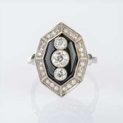 Jugendstil Onyx-Diamant Ring.