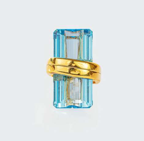 Rinaldo Gavello. Moderner Topas Ring. - photo 2