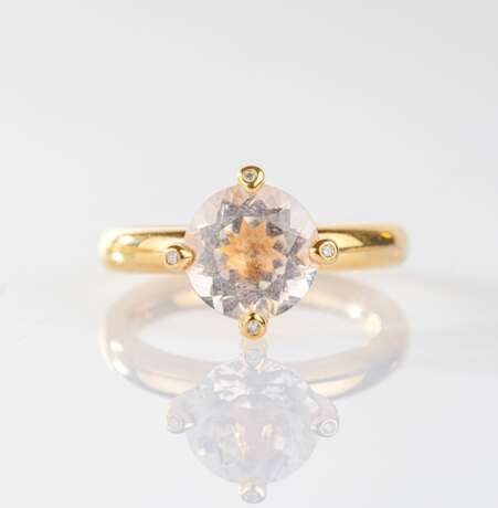 Juwelier Wempe. Moderner Rosenquarz Ring mit Kleinstbrillanten by Kim. - Foto 1