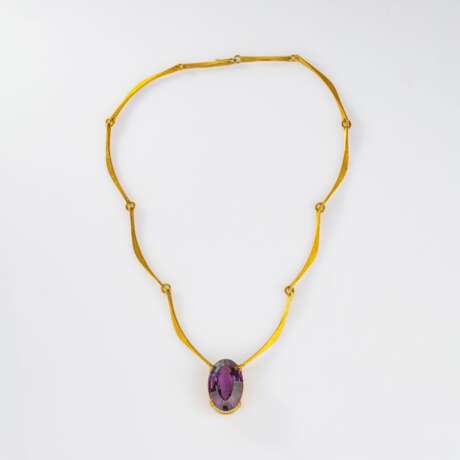 Modernes Amethyst Goldcollier. - Foto 1