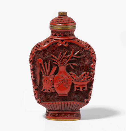 Schnitzlack Snuff Bottle - photo 7