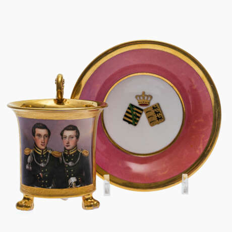 A cup with double portrait of Princes Ernst and Albert of Saxe-Coburg-Gotha - photo 1