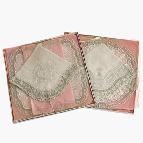 Ten lace cloths - photo 1