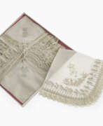 Tapis & Textiles. Eight lace cloths