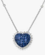 Колье и цепочки. A heart pendant necklace decorated with sapphires and brilliant-cut diamonds