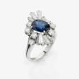 A ring with sapphire and diamonds - Now at the auction