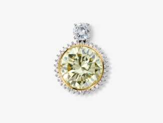 Anhänger mit Brillant von ca. 5,3 ct.A pendant with a brilliant-cut diamond of approx. 5.3 ct.