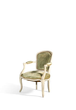 FAUTEUIL DE STYLE LOUIS XV - photo 2