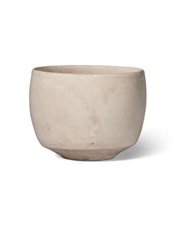 A WHITE-GLAZED CIZHOU-TYPE DEEP BOWL - Foto 1