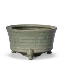A LONGQUAN CELADON 'EIGHT TRIGRAMS' CENSER