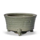 A LONGQUAN CELADON 'EIGHT TRIGRAMS' CENSER - photo 1