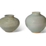 TWO LONGQUAN CELADON JARLETS - photo 1