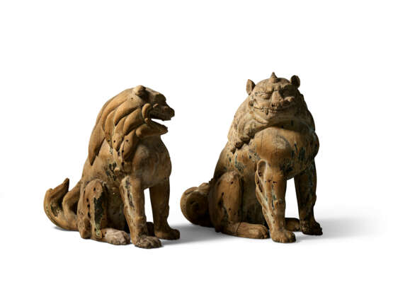 A PAIR OF CARVED WOOD SCULPTURES OF KOMA-INU (LION-DOG) - photo 7