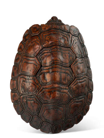 A WOOD CARVED NETSUKE OF A TORTOISE - фото 5