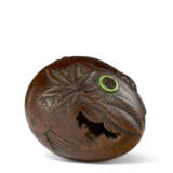 A WOOD CARVED NETSUKE OF TENGU NO TAMAGO - фото 5