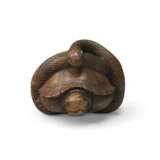 A CARVED WOOD NETSUKE OF A TORTOISE AND SNAKE - photo 3