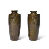 A PAIR OF SOFT-METAL-INLAID BRONZE VASES WITH ROOSTERS - photo 1